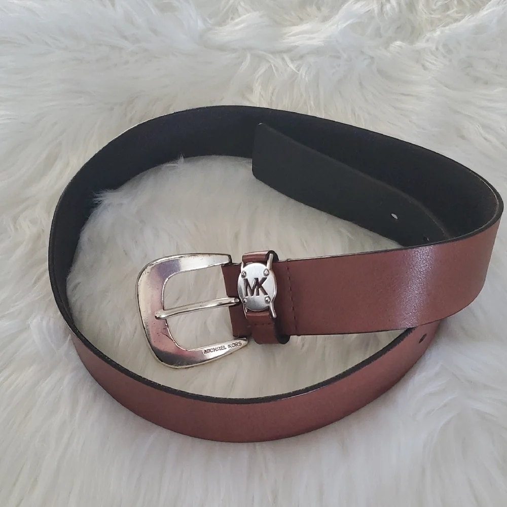 Michael Kors MK Logo Keeper Brown Leather Belt With Silvertone Buckle Size M